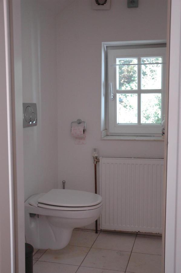 Ruhige, Grosse Am Muehlberg, Stadtrand Apartment